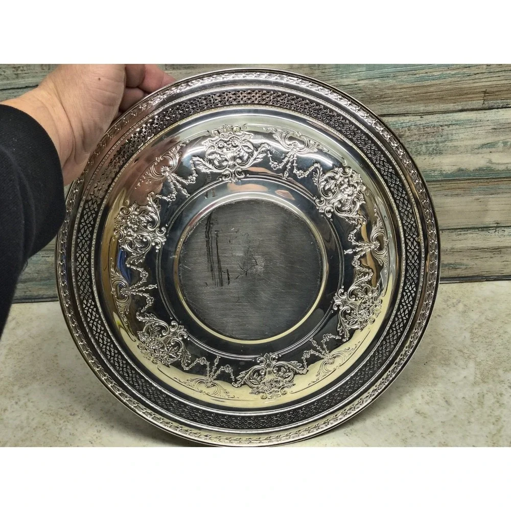 🍽️✨ Vintage Pierced Silverplate Serving Tray |‎ Ornate Floral Rim ✨🍽️